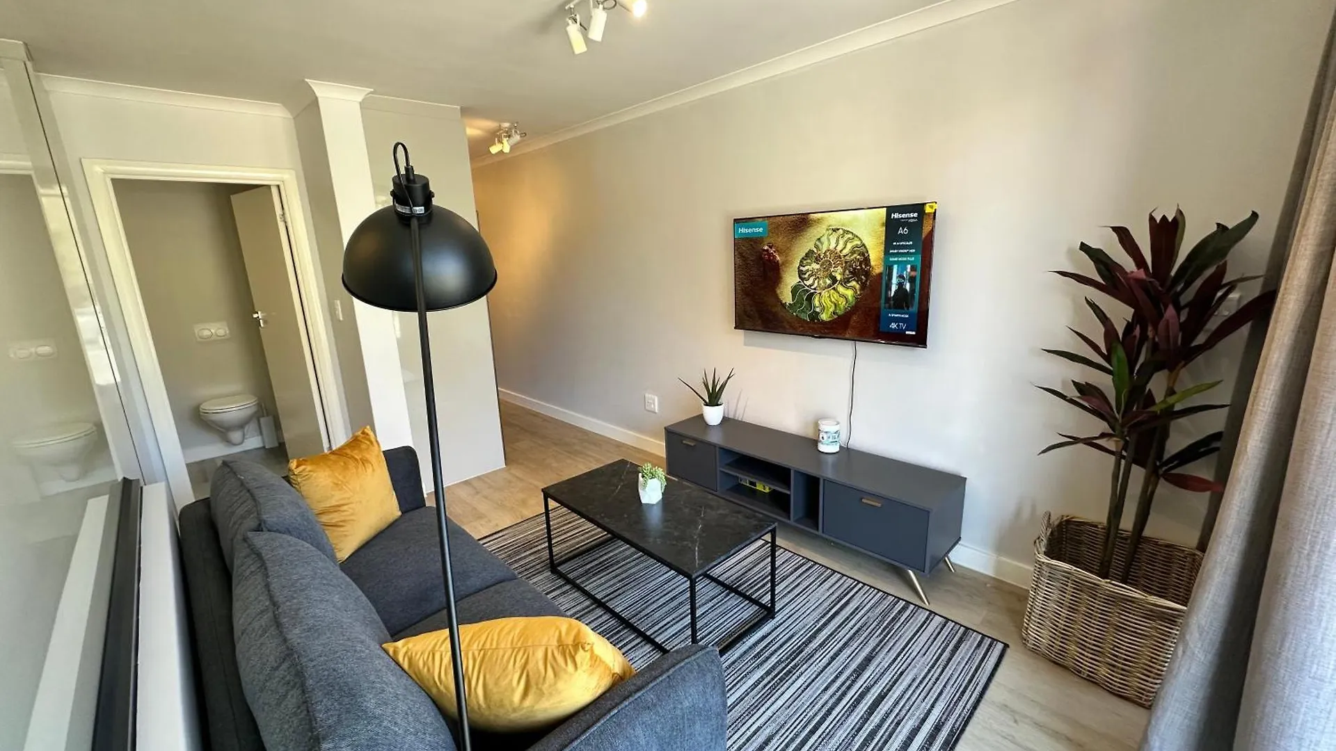 Apartment The Westwood Deluxe Studio Cape Town